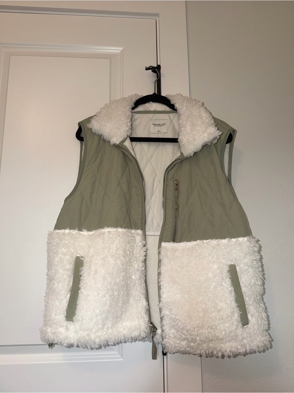 A&F Quilted Olive Green & White Sherpa Vest